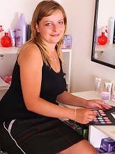 Sporty young BBW doesnt mind...