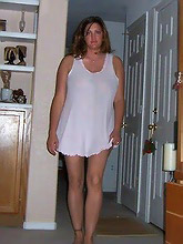 fat amateurs posing naked